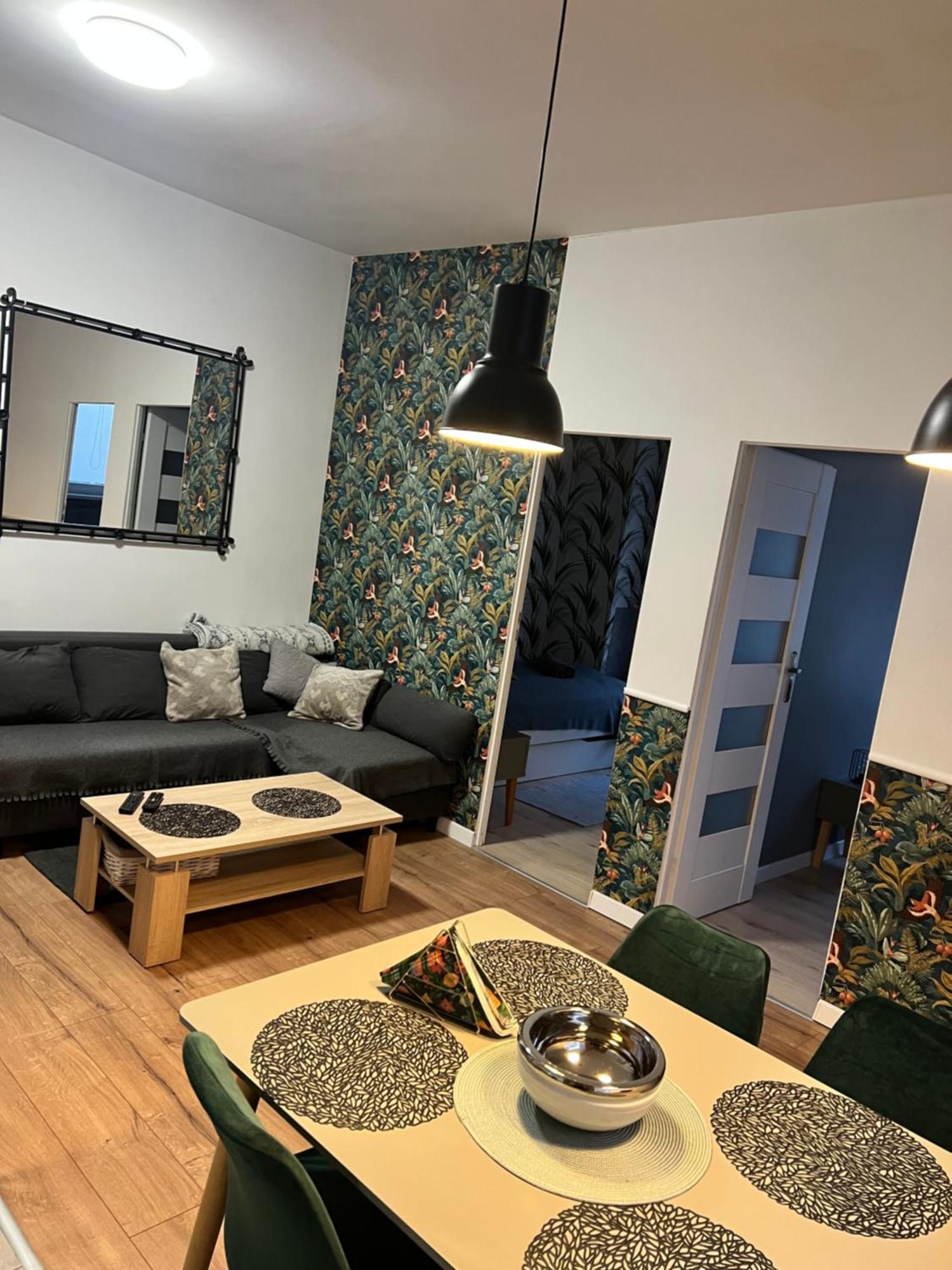 Apartamenty Cieplicka 20A Jelenia Gora Luaran gambar